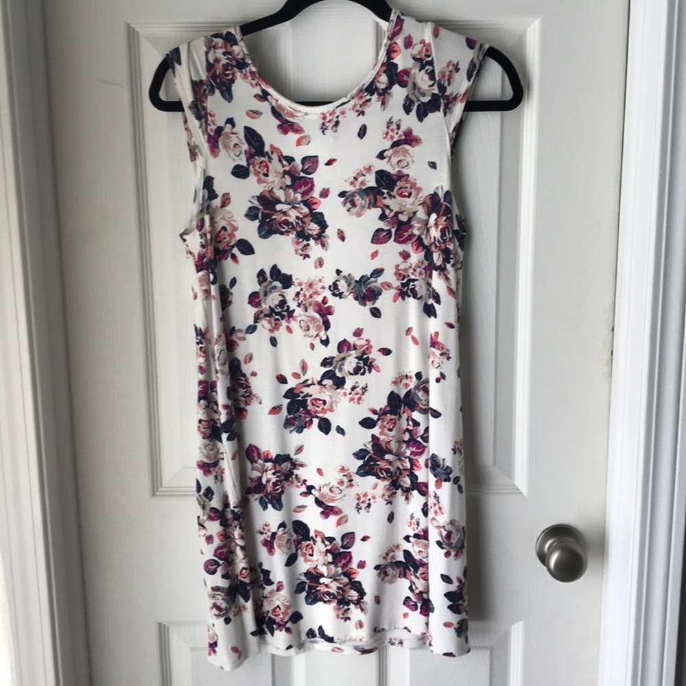 Floral T-shirt dress